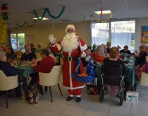 Distribution du pere noel...