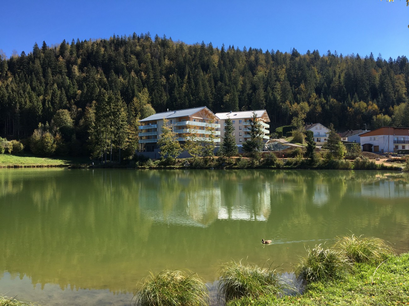 Résidence du lac à Morbier Jura